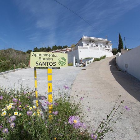 Apartamentos Rurales Santos Benajarafe Exteriör bild